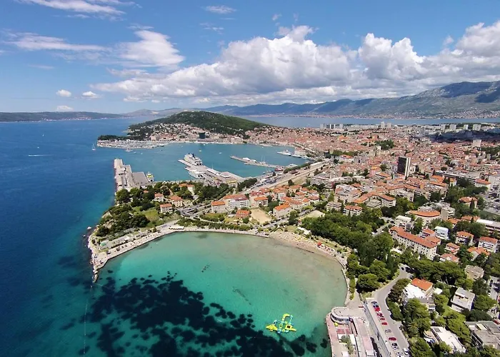 With A Parking Space - 15964 스플리트